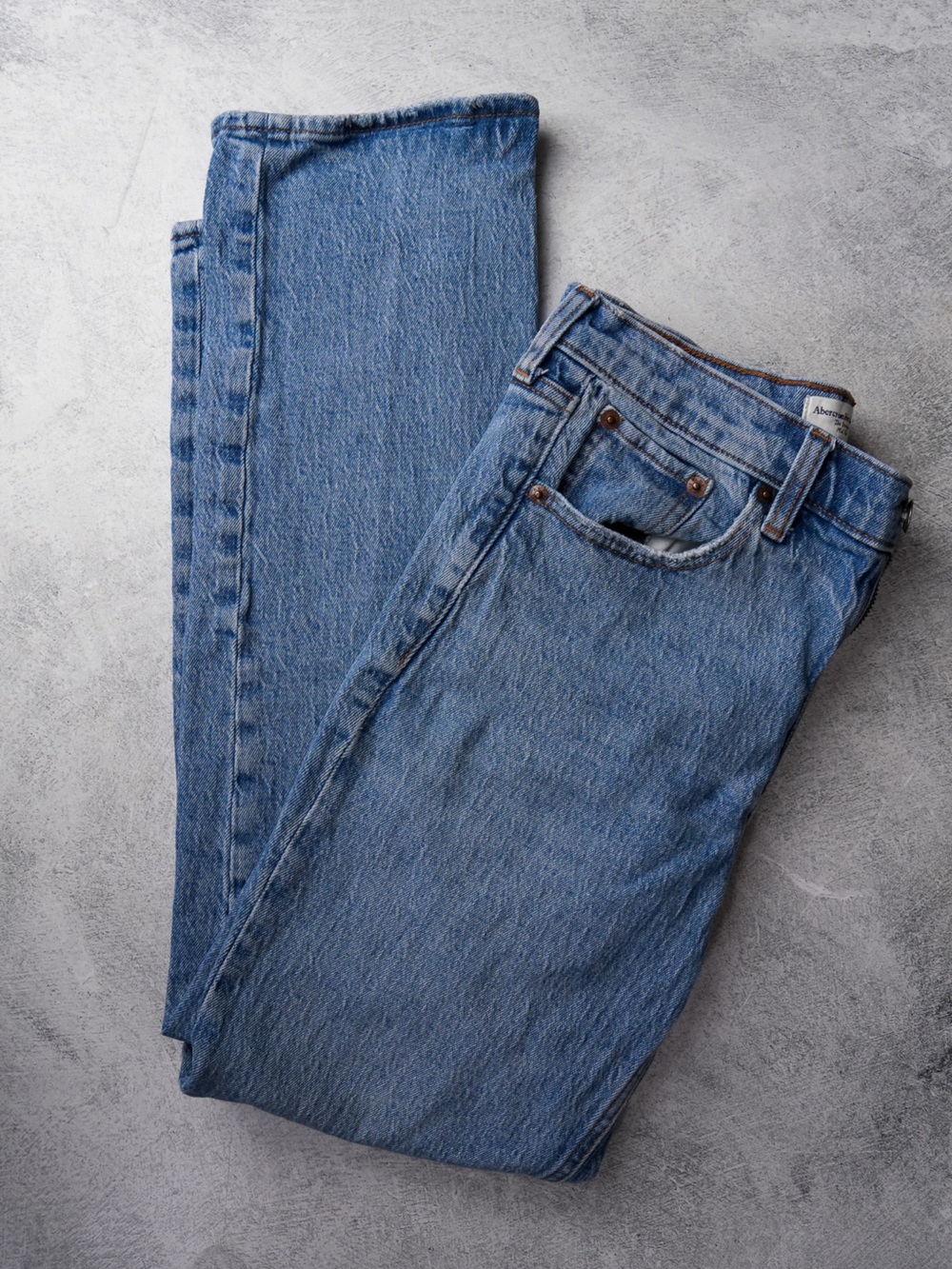 Abercrombie & Fitch The Straight Mid Rise Jeans Size 27